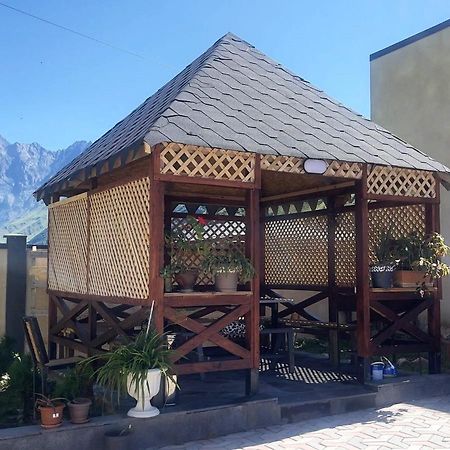 Bibo'S Kokhi Guesthouse Stepantsminda Exterior foto
